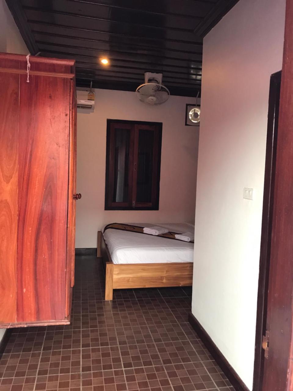 Little Freedom Friendlys Place Luang Prabang Exterior photo